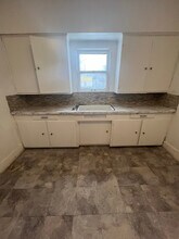12209 Corlett Ave in Cleveland, OH - Building Photo - Building Photo