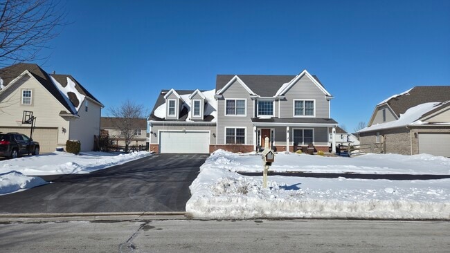 26443 Carronade Dr in Perrysburg, OH - Foto de edificio - Building Photo