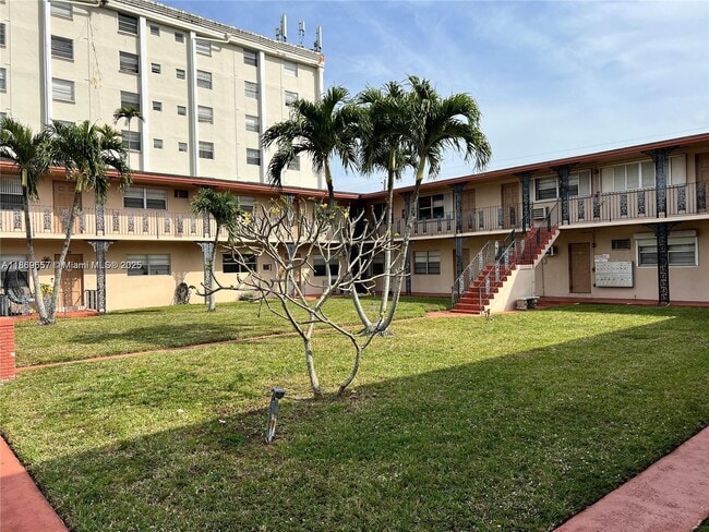 property at 5300 Hollywood Blvd
