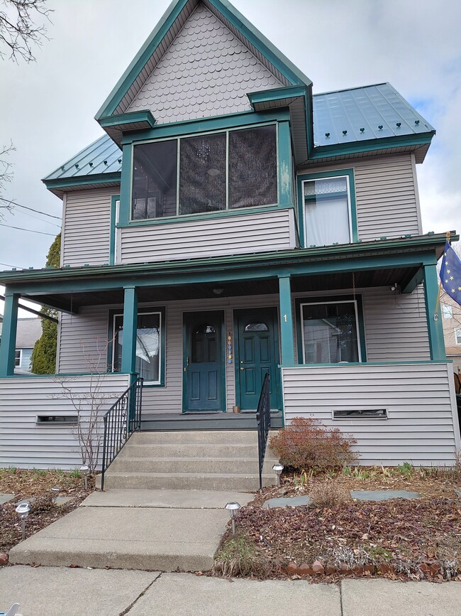 1 Euclid Ave, Unit 1st floor