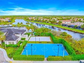 4171 Crescent Ct in Naples, FL - Building Photo - Building Photo
