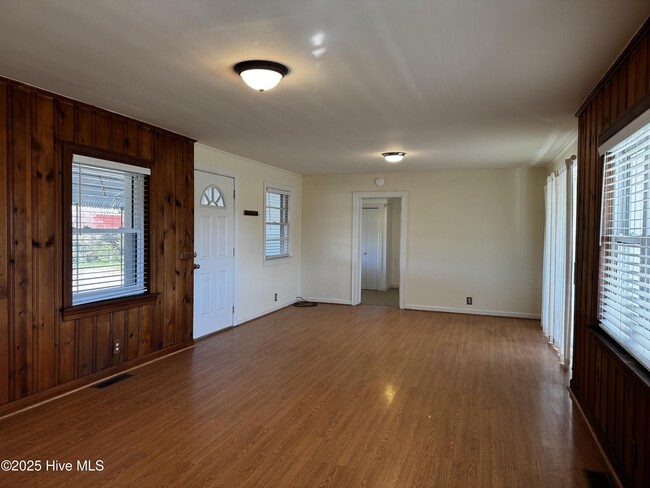 5970 US-17 in Vanceboro, NC - Building Photo - Building Photo