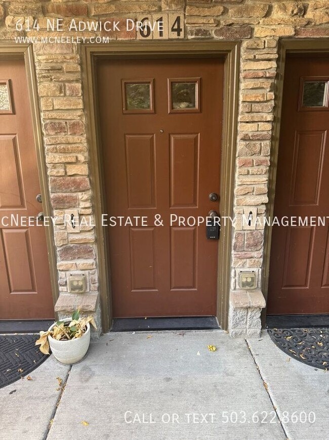 614 NE Adwick Dr in Beaverton, OR - Building Photo - Building Photo