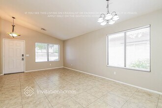 40071 N Cassara Dr in San Tan Valley, AZ - Foto de edificio - Building Photo