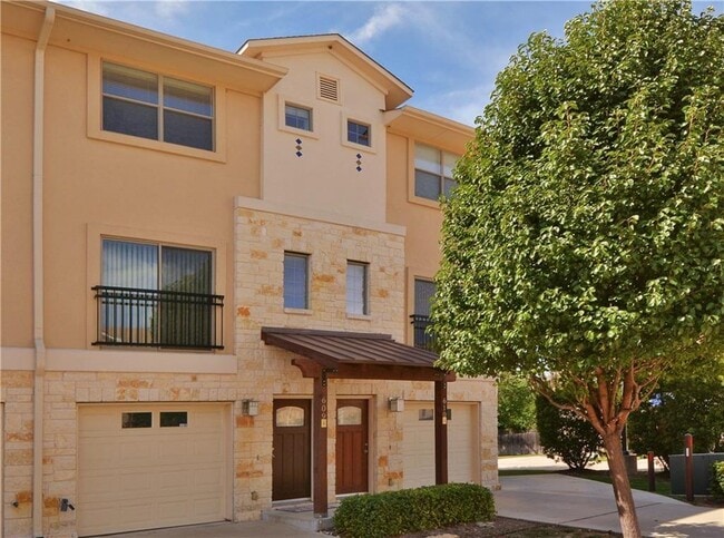 13420 Lyndhurst St in Austin, TX - Building Photo - Building Photo