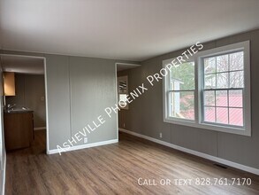 29 Linda Vista Dr in Asheville, NC - Building Photo - Building Photo