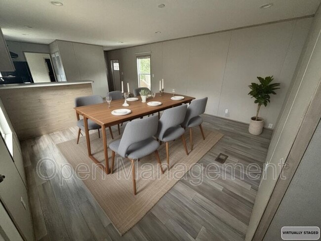 356 Bayhead Dr in Tallahassee, FL - Building Photo - Building Photo