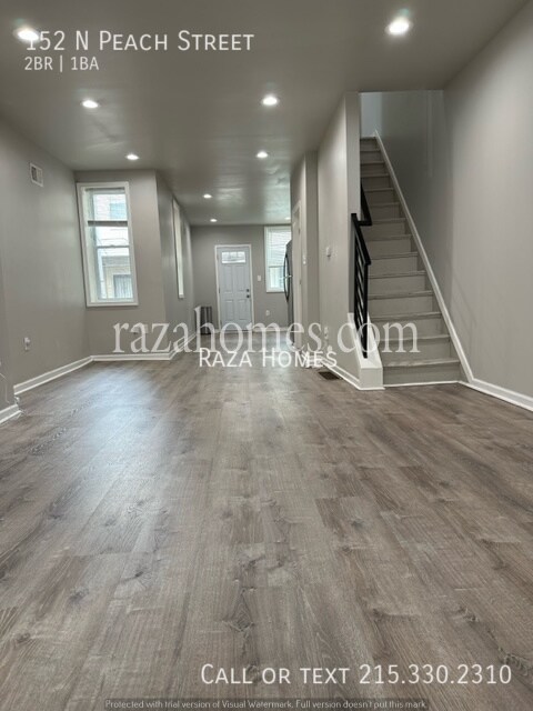 152 N Peach St photo'