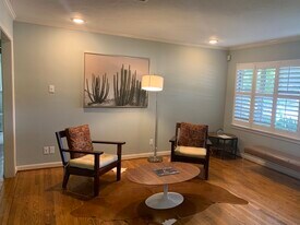 9626 Long Branch Ln in Houston, TX - Building Photo