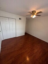 12186 SW 5th Ct in Pembroke Pines, FL - Building Photo - Building Photo