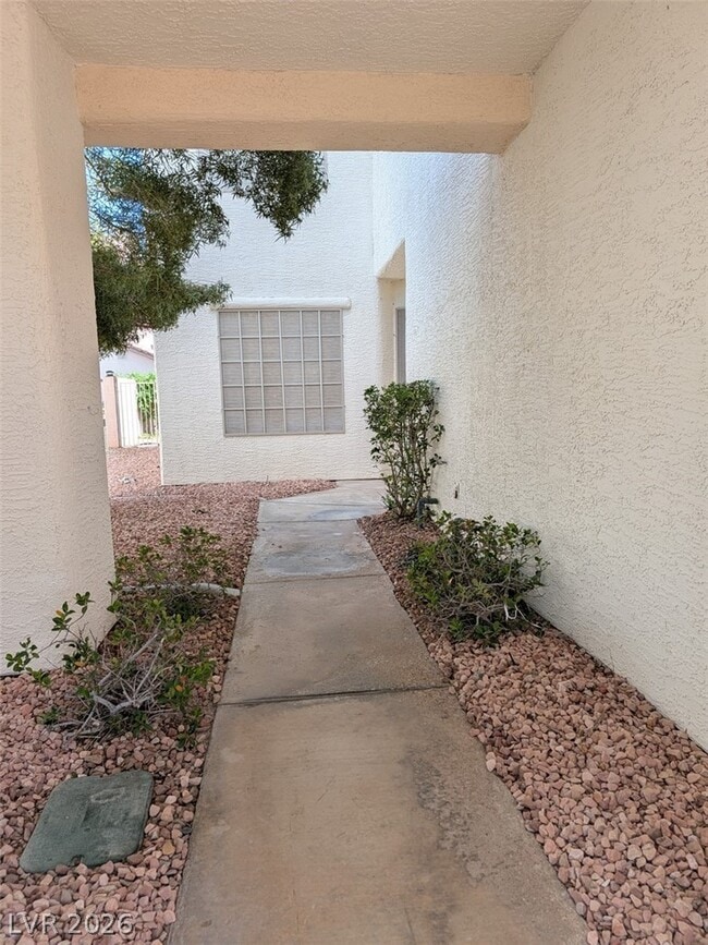 7628 Flourish Springs St in Las Vegas, NV - Building Photo - Building Photo