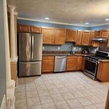 90 Central St in East Bridgewater, MA - Building Photo - Building Photo