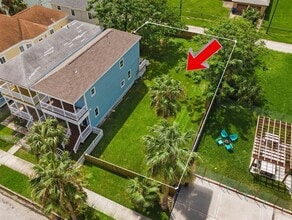 2815 Avenue H in Galveston, TX - Building Photo - Building Photo