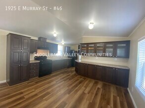 1925 E Murray St in Rawlins, WY - Building Photo - Building Photo
