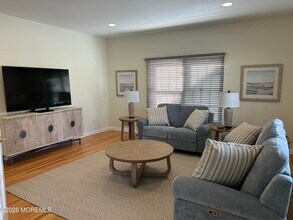 206 Pointe Dr in Mantoloking, NJ - Building Photo - Building Photo