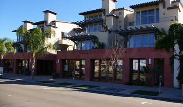 131 Orange Ave in Coronado, CA - Building Photo - Building Photo