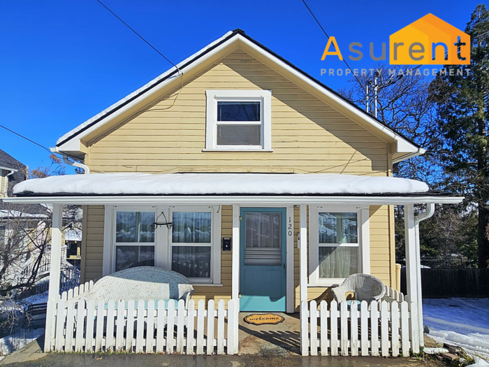 120 Almond St in Ashland, OR - Building Photo