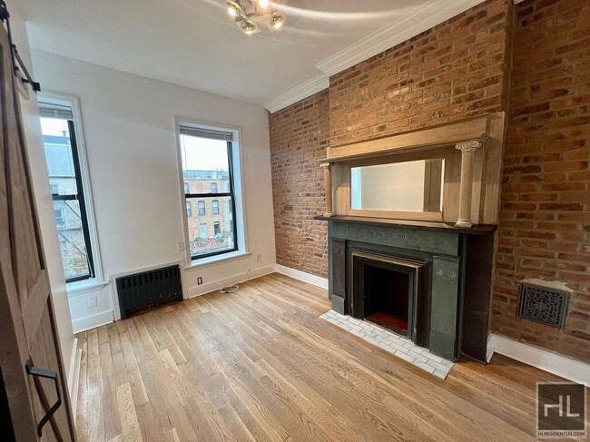512 Madison St-Unit -2 in Brooklyn, NY - Building Photo - Building Photo