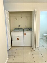 102 Shoreview Dr in Greenacres, FL - Building Photo - Building Photo