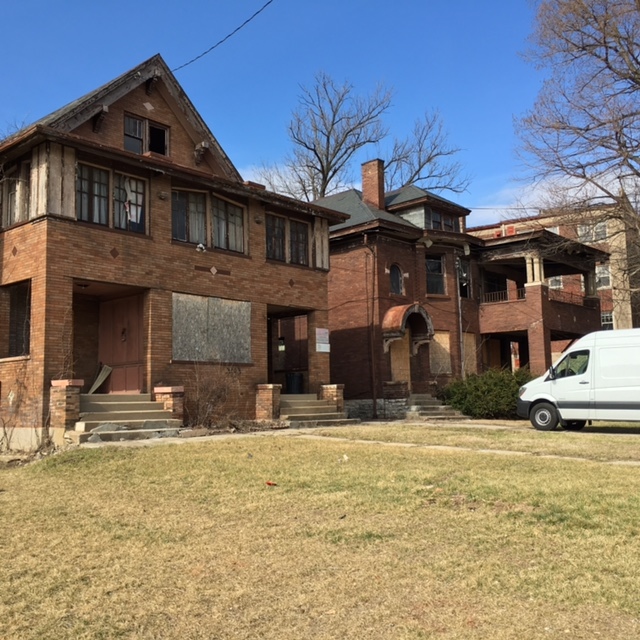 3641 Reading Rd in Cincinnati, OH - Foto de edificio - Building Photo