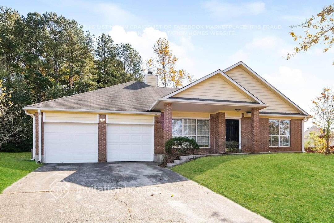 40 Carrera Rd in Stockbridge, GA - Building Photo