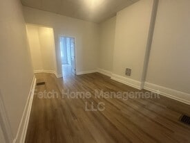 117 S 10th St in Lebanon, PA - Building Photo