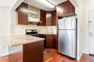 71-19 162nd St in Queens, NY - Building Photo - Building Photo