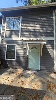 475 Granite Ridge Pl, Unit Apt C in Atlanta, GA - Building Photo
