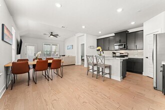 8512 McKamy Dr in Austin, TX - Building Photo - Building Photo