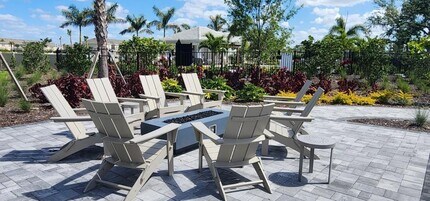 5772 Haven Ter in Nokomis, FL - Foto de edificio - Building Photo