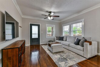 117 Jenkins St in Houston, TX - Foto de edificio - Building Photo
