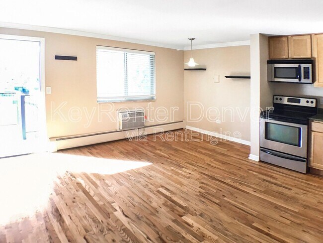 property at 529 N Washington St