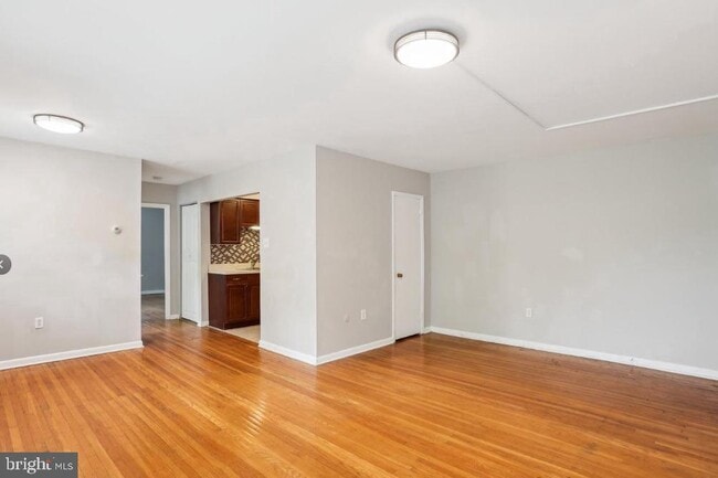 property at 1100 Tyson Ave
