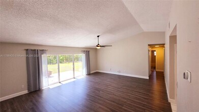 950 Amy Ridge Ct in Kissimmee, FL - Building Photo - Building Photo