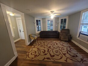 2017 Ave M 1/2 in Galveston, TX - Building Photo - Building Photo