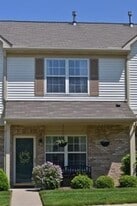 9302 Captiva Bay Dr in Miamisburg, OH - Building Photo