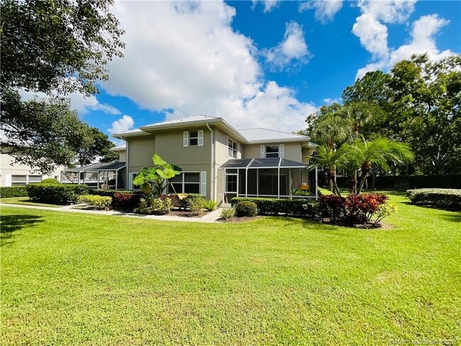 property at 2903 SW Lakemont Pl