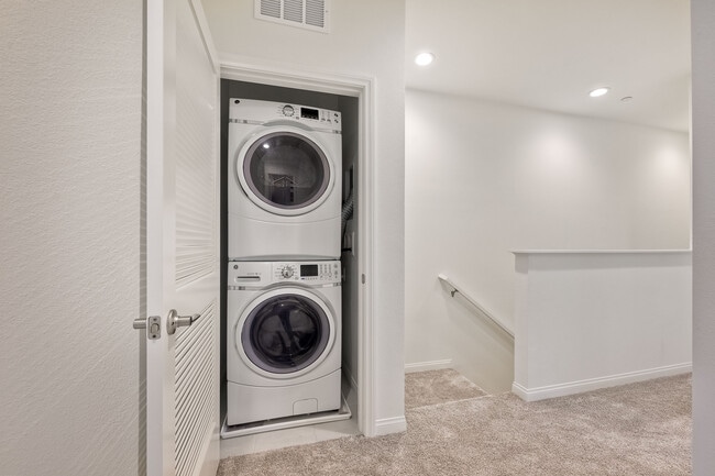 8383 Tahoe St in Lemon Grove, CA - Building Photo - Building Photo