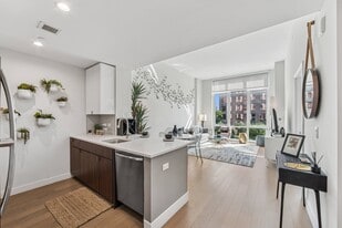 Continuum in White Plains, NY - Building Photo