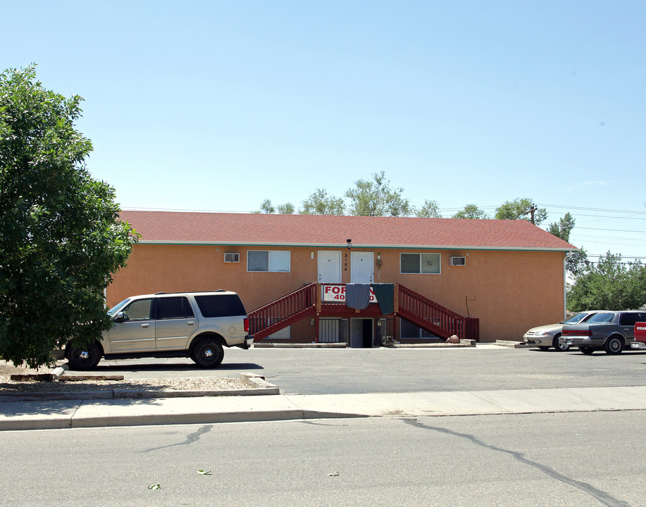 2104-2108 E 14th St in Pueblo, CO - Building Photo