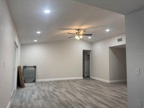 12142 Caper St in Orlando, FL - Building Photo - Building Photo