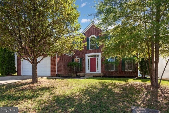property at 5203 Linden Dr