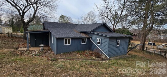 227 Brixton Pl SW in Lenoir, NC - Building Photo - Building Photo
