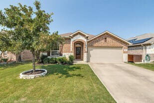 11629 Champion Creek Dr, Unit 307 in Frisco, TX - Building Photo
