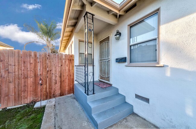 15023 Van Buren Ave in Gardena, CA - Building Photo - Building Photo