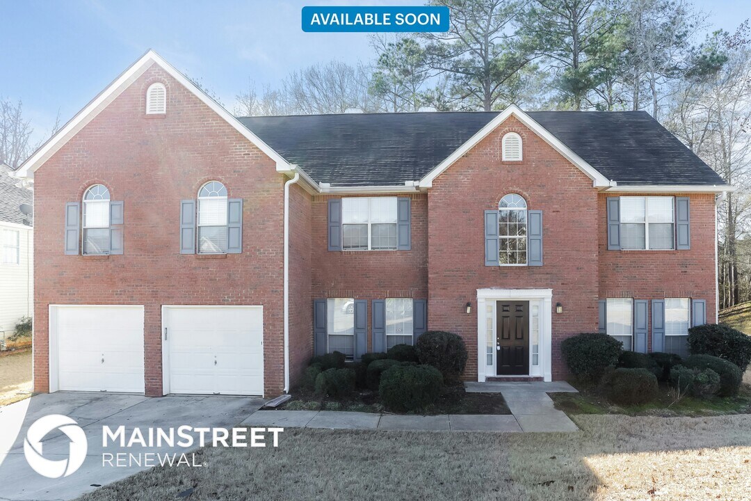 176 Olympic Dr in Fayetteville, GA - Building Photo