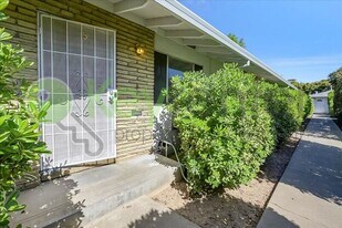 6705 Greenback Ln in Citrus Heights, CA - Building Photo