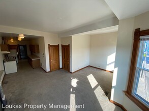 3464 N Clark St in Chicago, IL - Foto de edificio - Building Photo