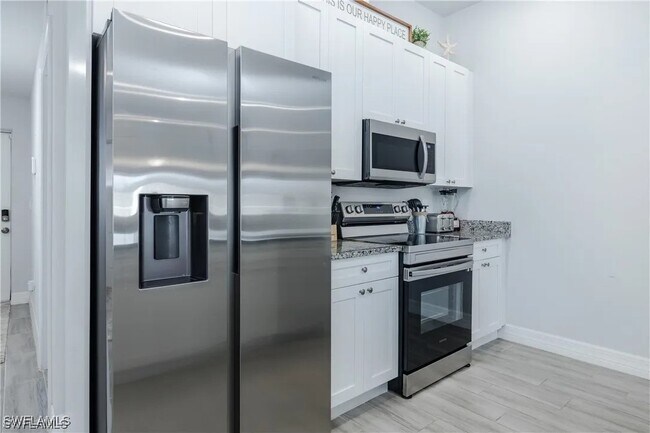 335 SW 47th Terrace