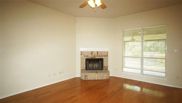1702 Merritt Dr in Mansfield, TX - Foto de edificio - Building Photo